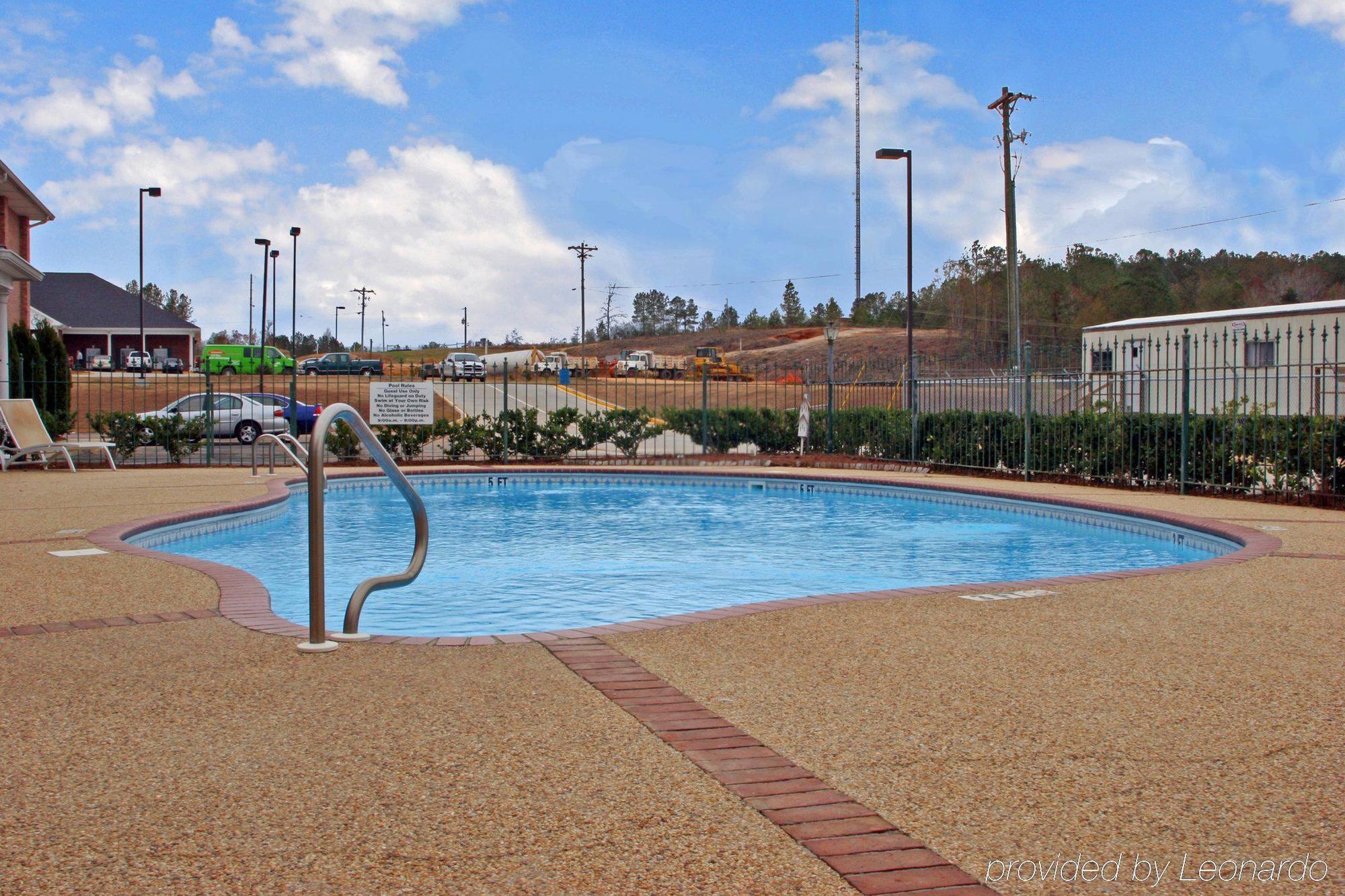 Collins Inn & Suites Facilities photo